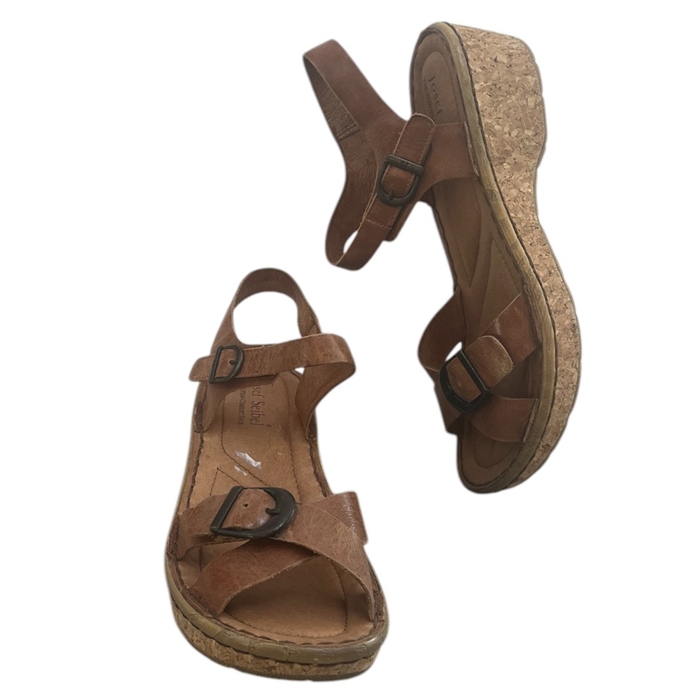 Size 10 or 41Eur. Tan Josef Seibel sandals